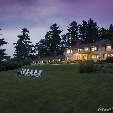 The Manor On Golden Pond Bed & Breakfast Holderness Exterior photo
